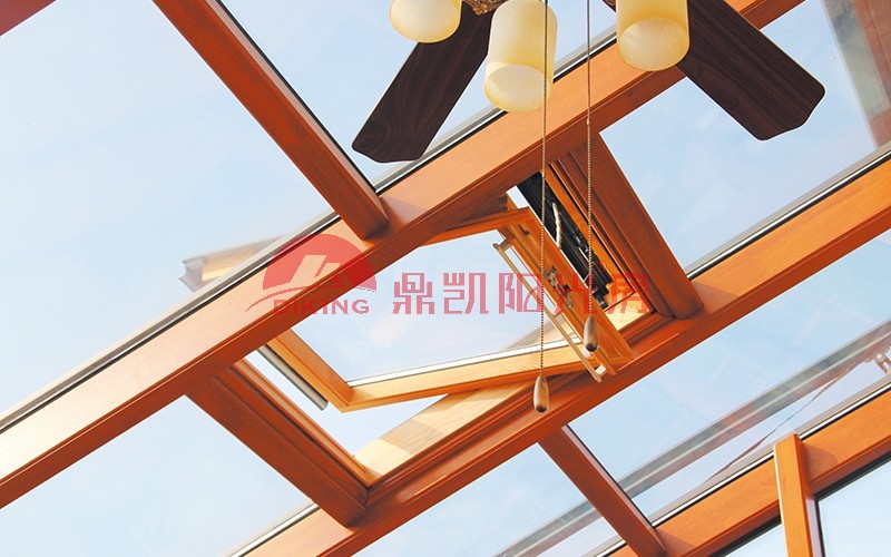 陽(yáng)光房怎么選門窗？快來(lái)抄！